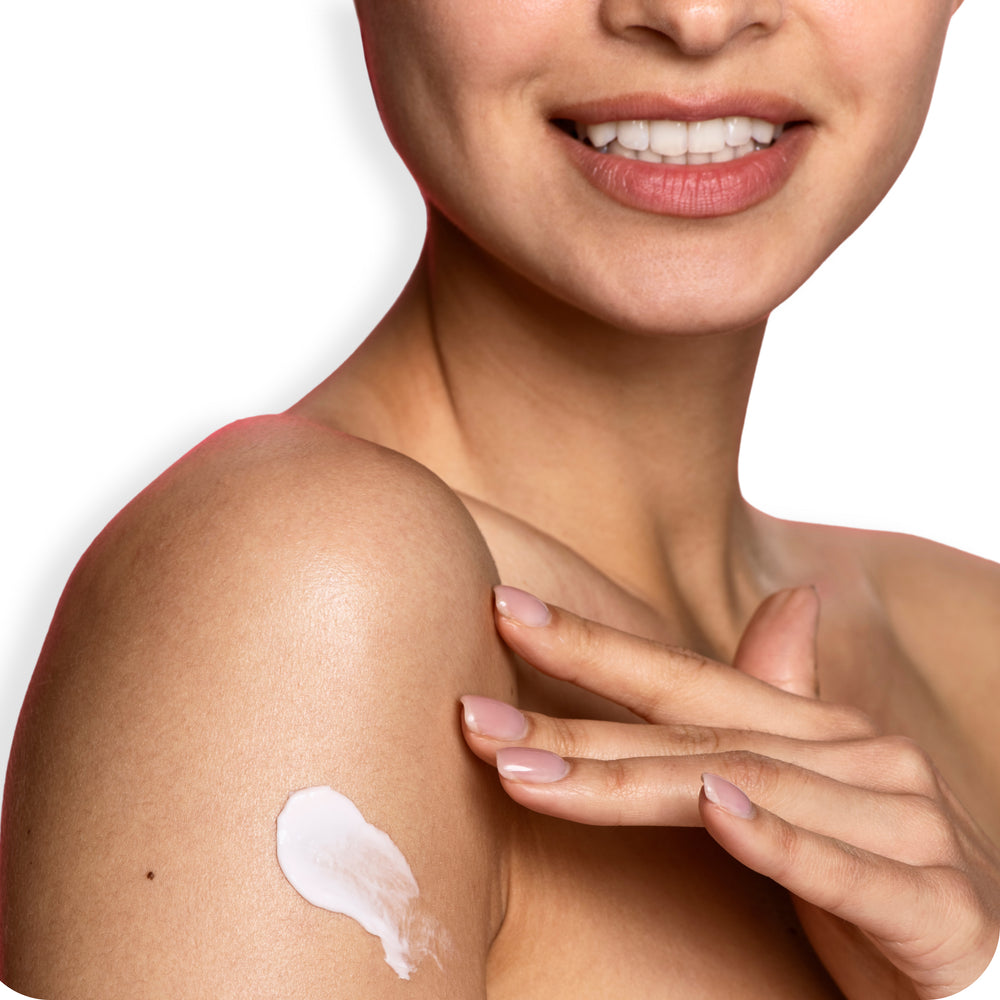 Woman applying refreshing gel to shoulder as part of a daily skincare ritual for odor-prone areas